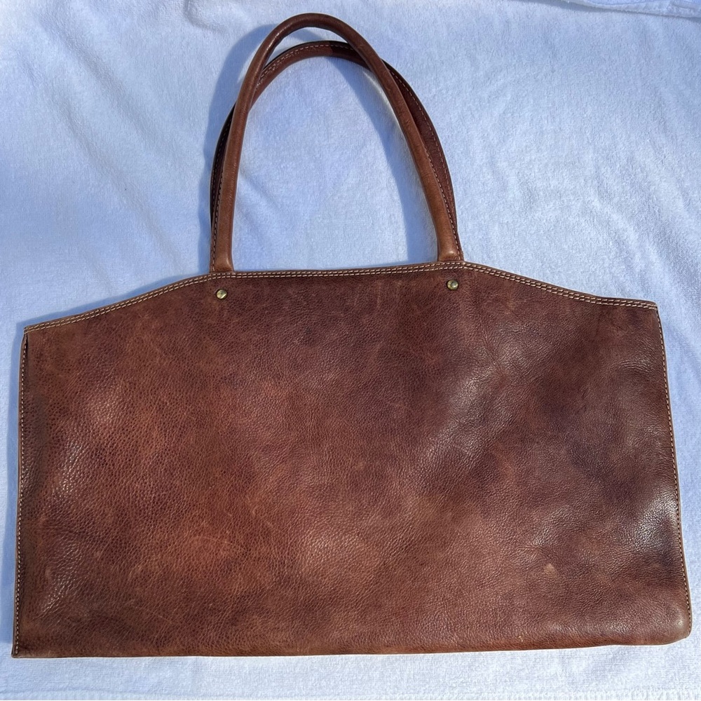 JP & Mattie brown pebbled leather tote bag with zip and 2 zipped inside pockets